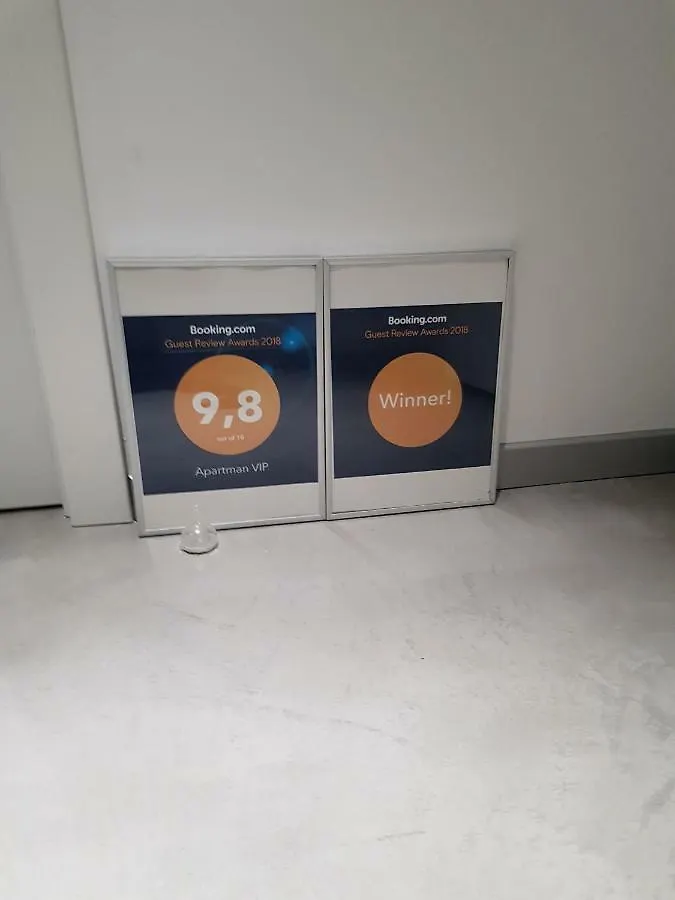 Apartman Vip, With Free Garage Parking Pola